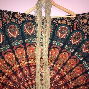 Detailed Tan Scarf